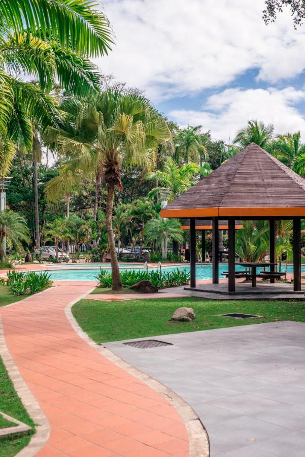 Rimbun Suites & Residences Bandar Seri Begawan Esterno foto