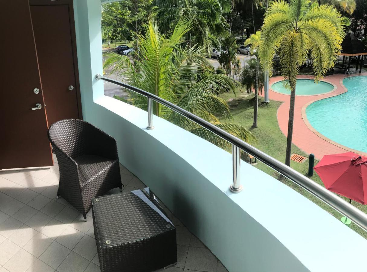 Rimbun Suites & Residences Bandar Seri Begawan Esterno foto